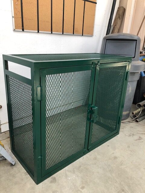 Two door wall mounted cage-green-1