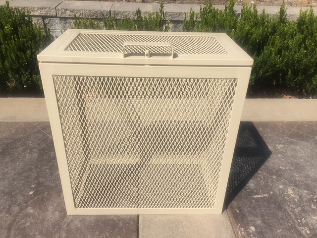 Flip top cage internal anchors-tan