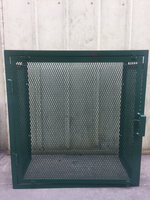 One door wall mounted cage-green
