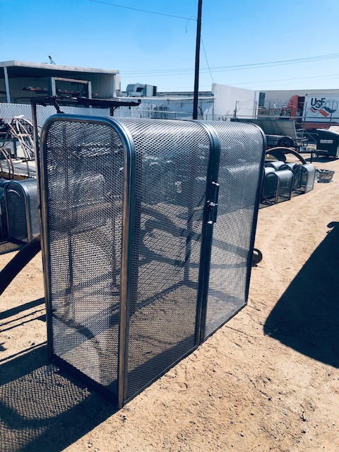 Two piece clamshell side locks-raw